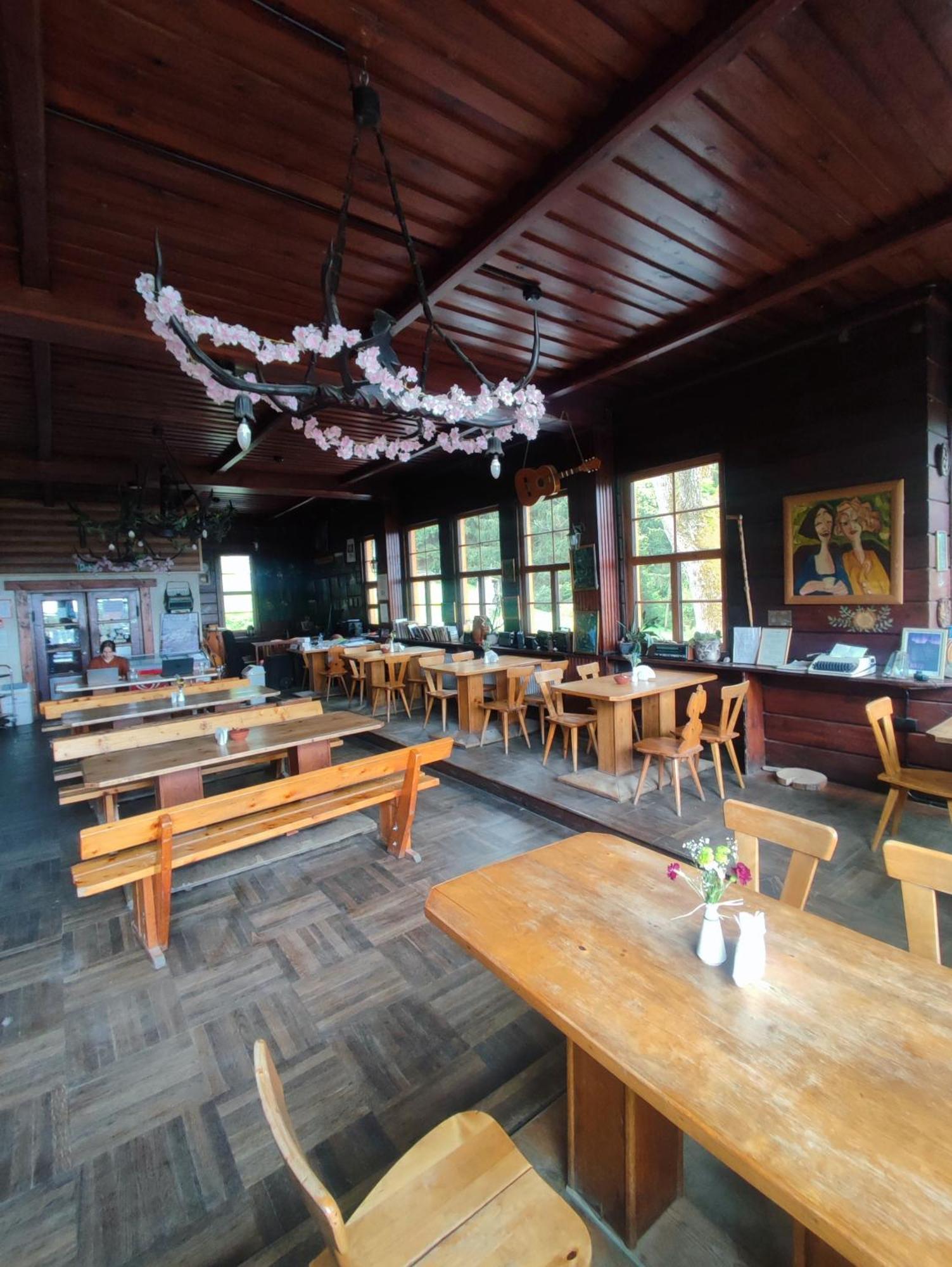 Hostel Schronisko Pttk Pod Muflonem Duszniki Zdrój Exteriér fotografie